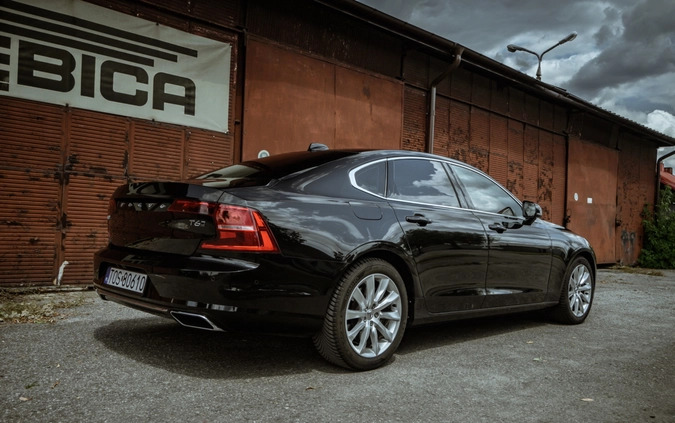 Volvo S90 cena 115000 przebieg: 115000, rok produkcji 2017 z Warszawa małe 211